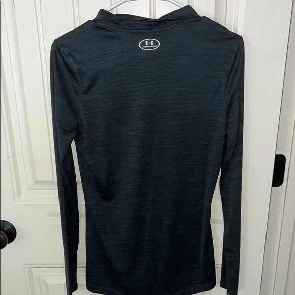 Under Armour Women's Black Long Sleeve Top - Picture 3 of 3